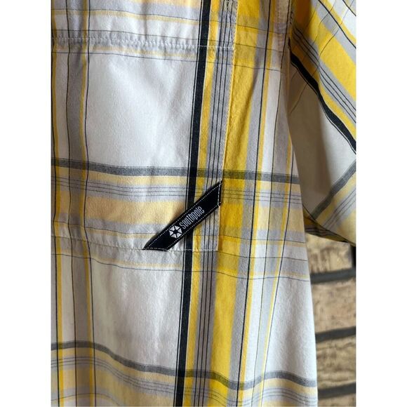 Southpole Short Sleeve Button Up Shirt - Picture 2 of 6